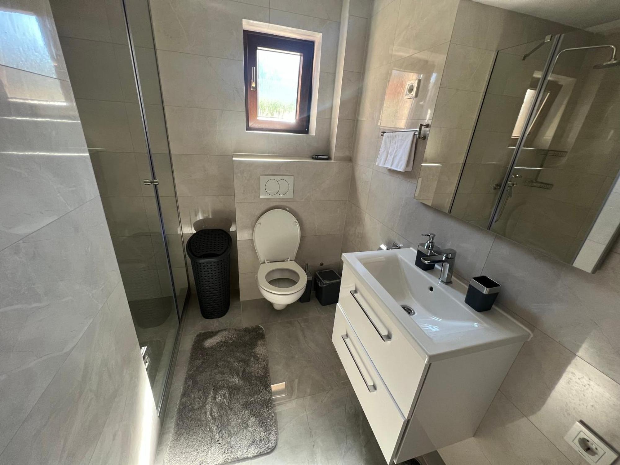 Zen Den Apartments Otocac Luaran gambar