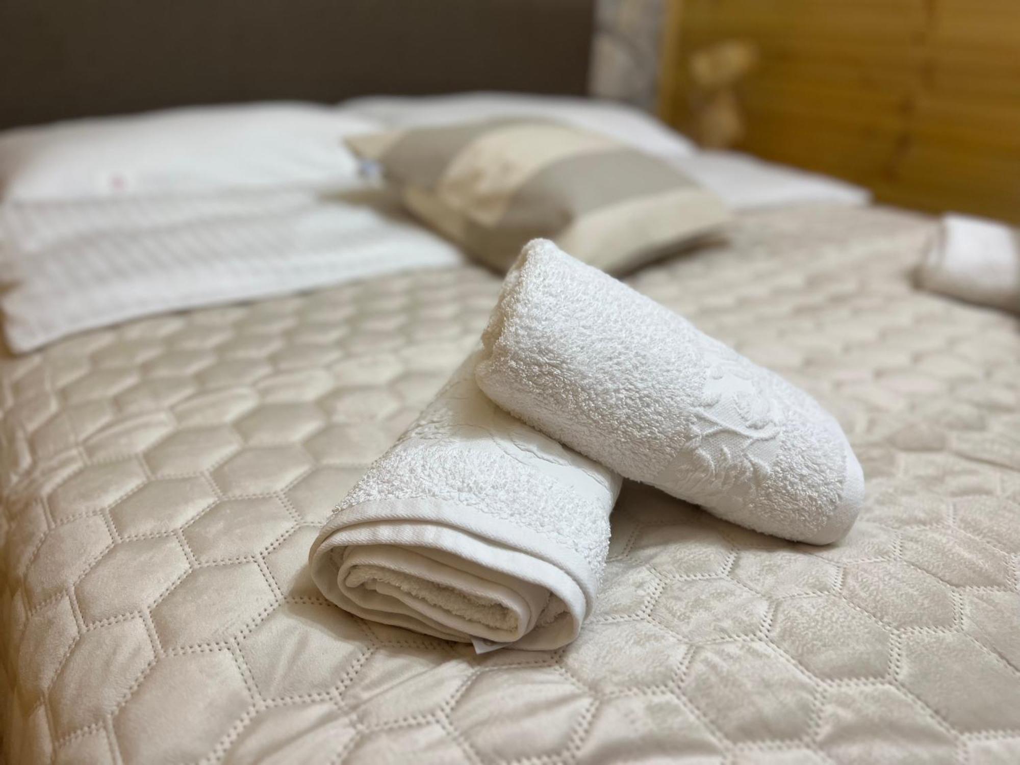Zen Den Apartments Otocac Luaran gambar