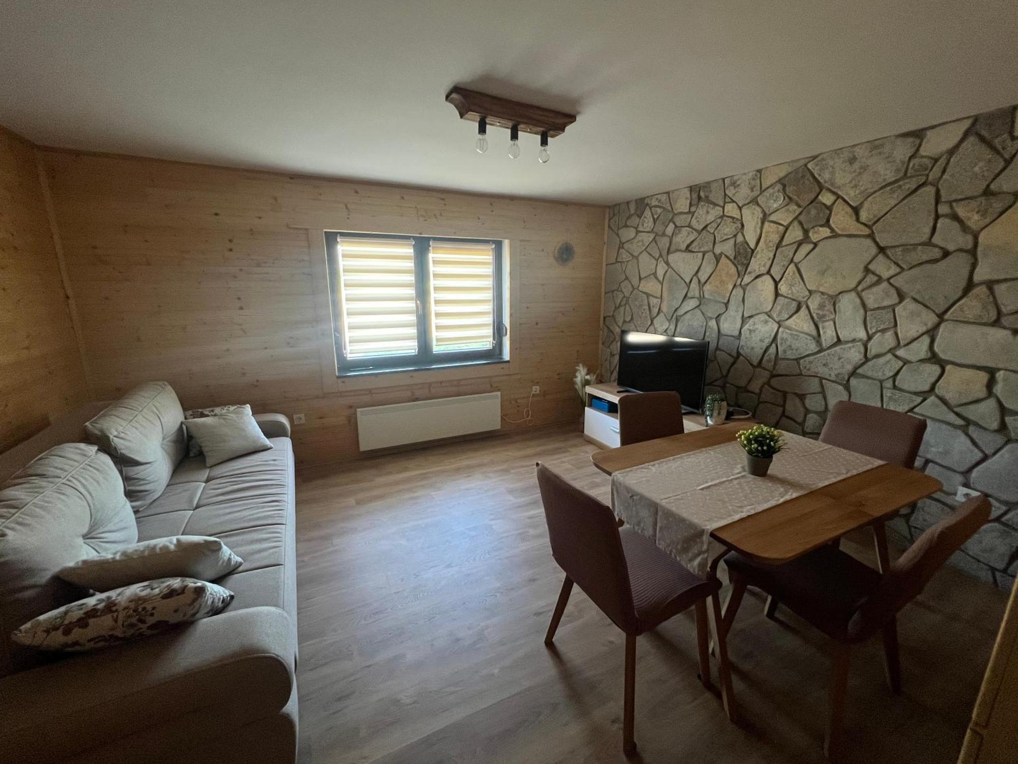 Zen Den Apartments Otocac Luaran gambar